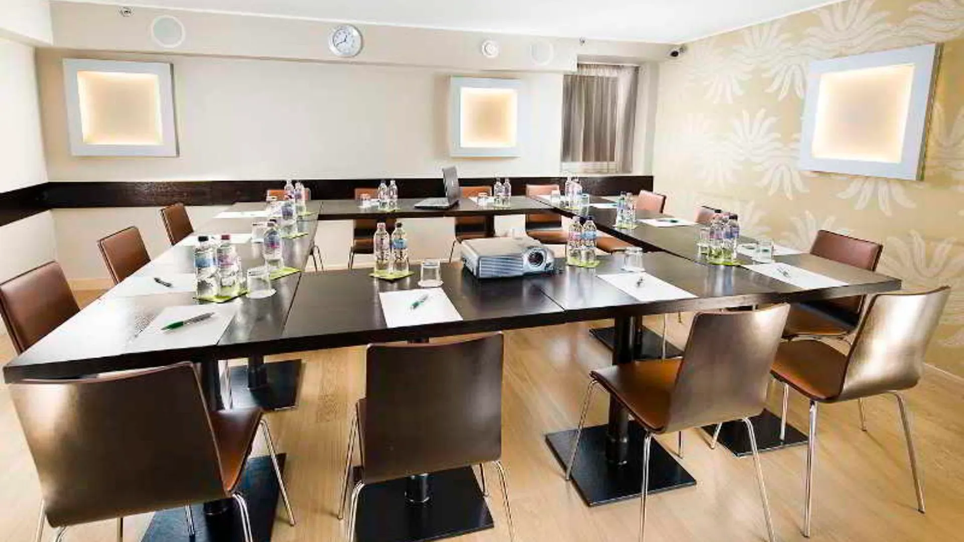 בודפשט Opera Garden Hotel & Apartments