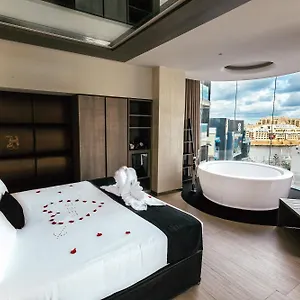 hugos-boutique-hotel-st-julians.hotelssaintjulians.com/