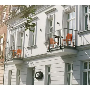 Well Well 3*, Krakau Polen