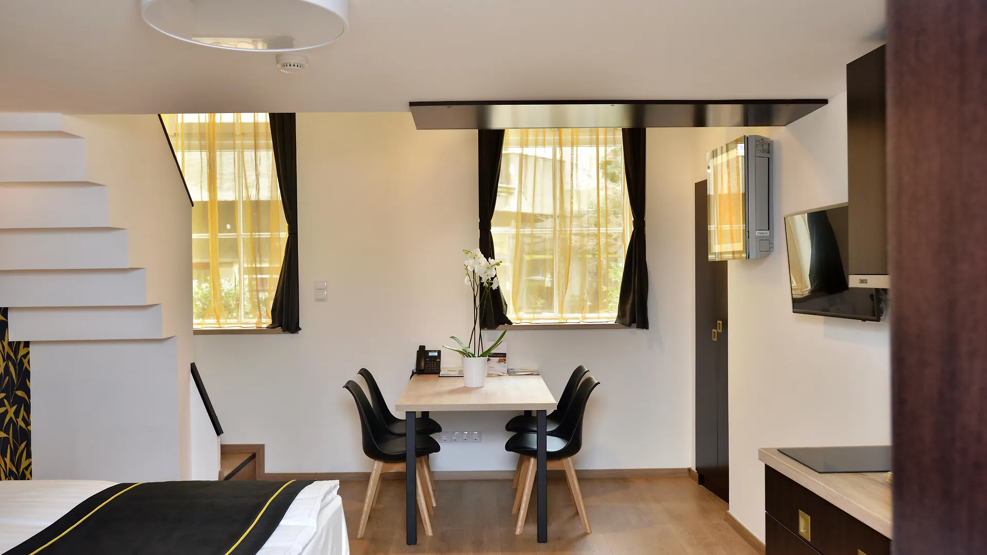 Opera Garden Hotel&Apartments Boedapest