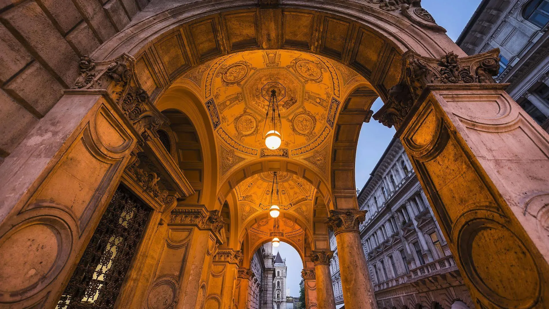 Opera Garden Hotel & Apartments Budapest 4*,